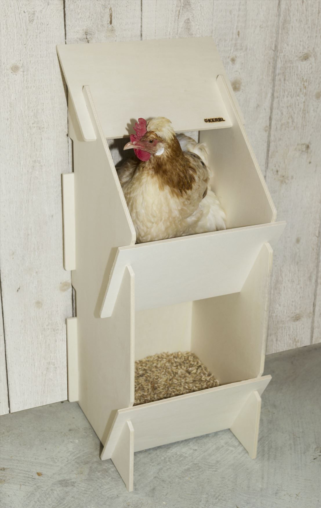 Nidi per galline ovaiole a terra - Nidi per ovaiole realizzazione e vendita  - SKA Poultry Equipment